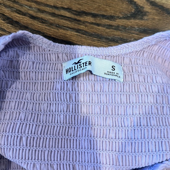 Hollister Ribbed Top - Picture 2 of 3